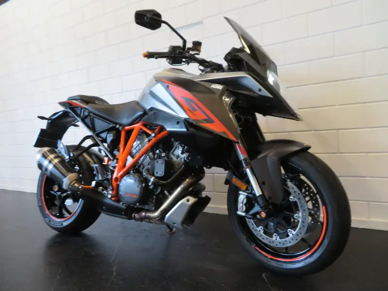 KTM 1290 Super Duke GT - foto 8