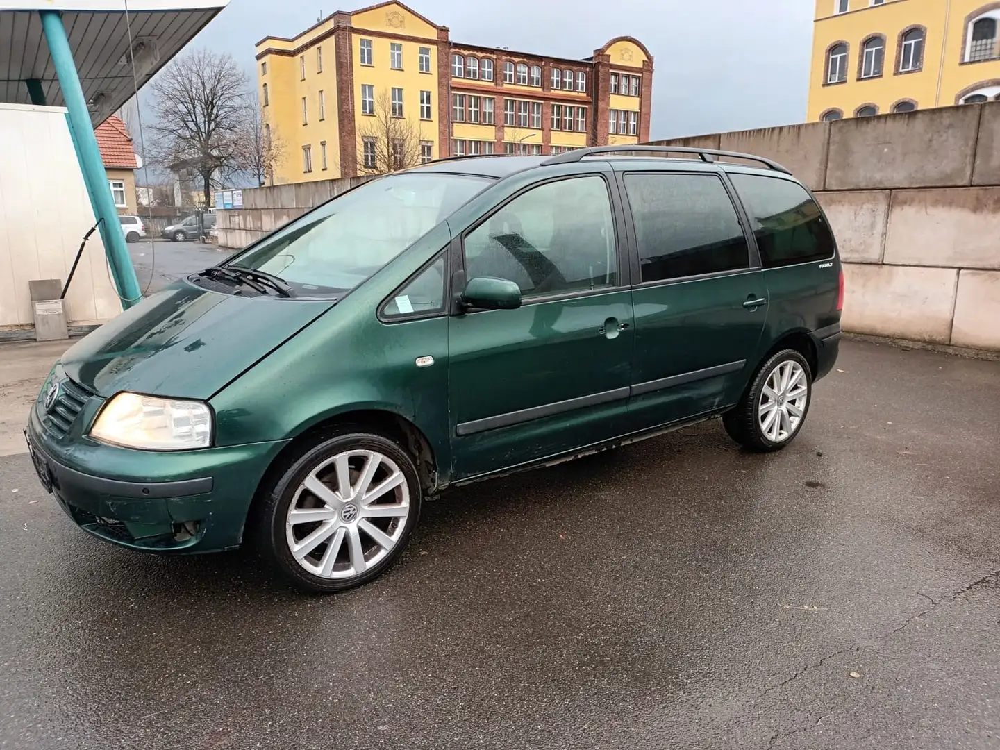 Volkswagen Sharan 1.9 TDI Verde - 2