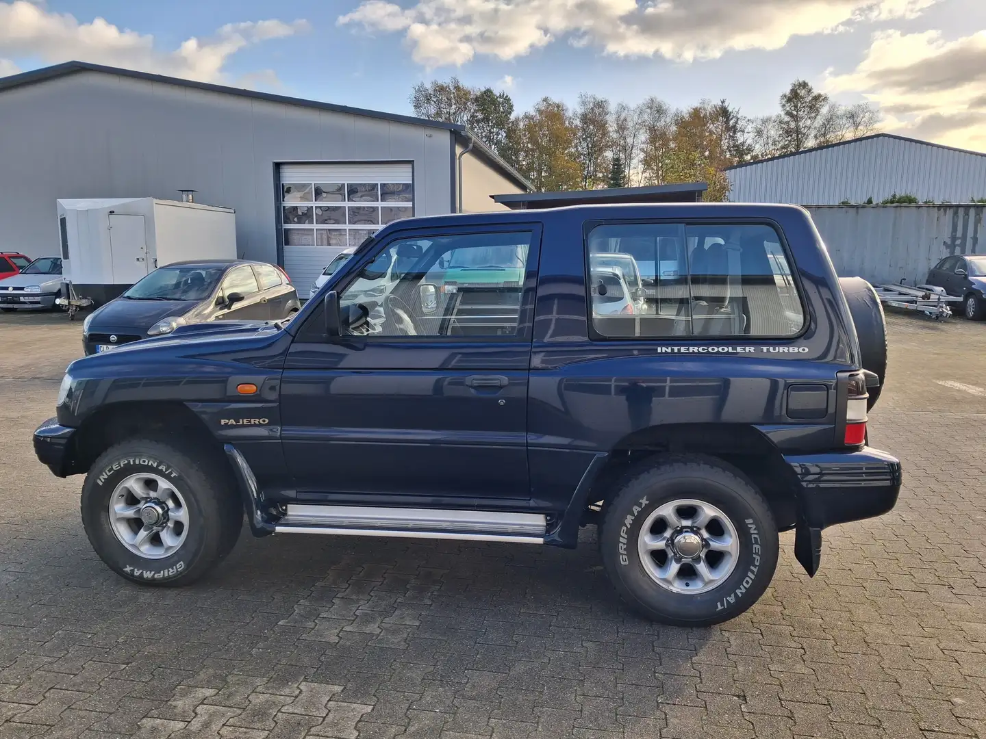 Mitsubishi Pajero Pajero 2.5 TD Classic Albastru - 2