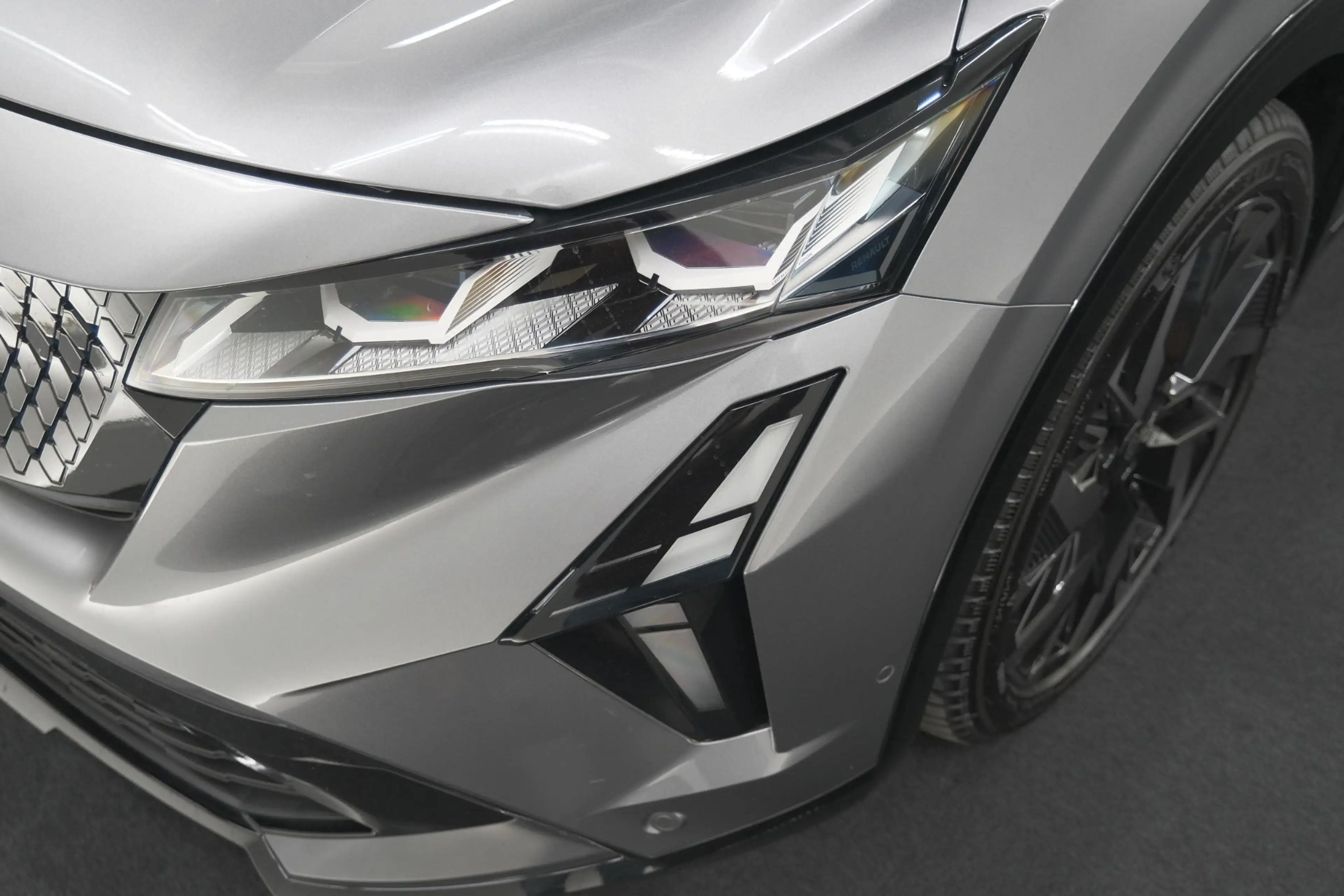 Renault Rafale 1.2 E-Tech Full Hybrid 200 Esprit Alpine | Solarba — photo 11