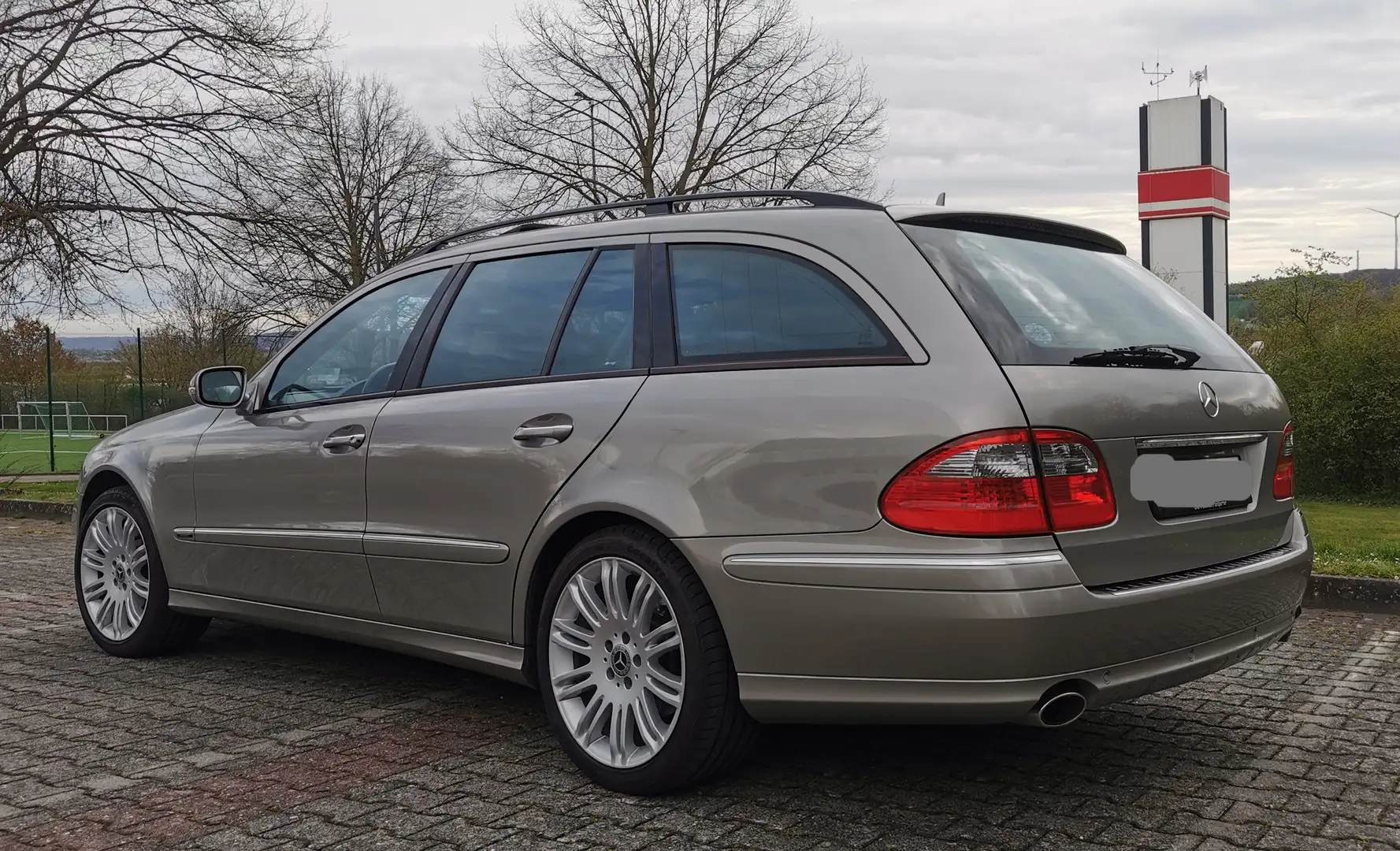 Mercedes-Benz E 350 E 350 T 4Matic Automatik Avantgarde BusinessEDITIO Bronz - 1