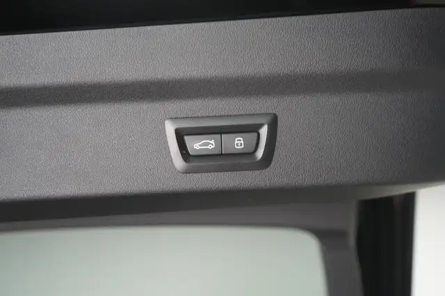 BMW X2 view 8