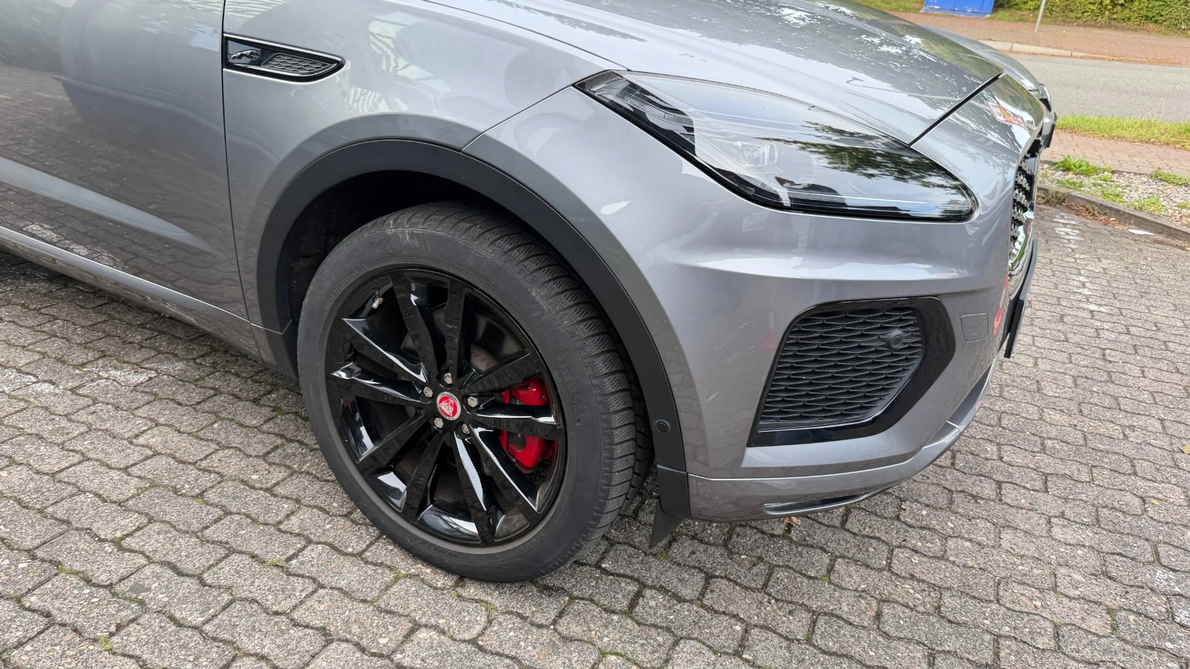 Jaguar E-Pace E-PACE R-Dynamic SE AWD — photo 7