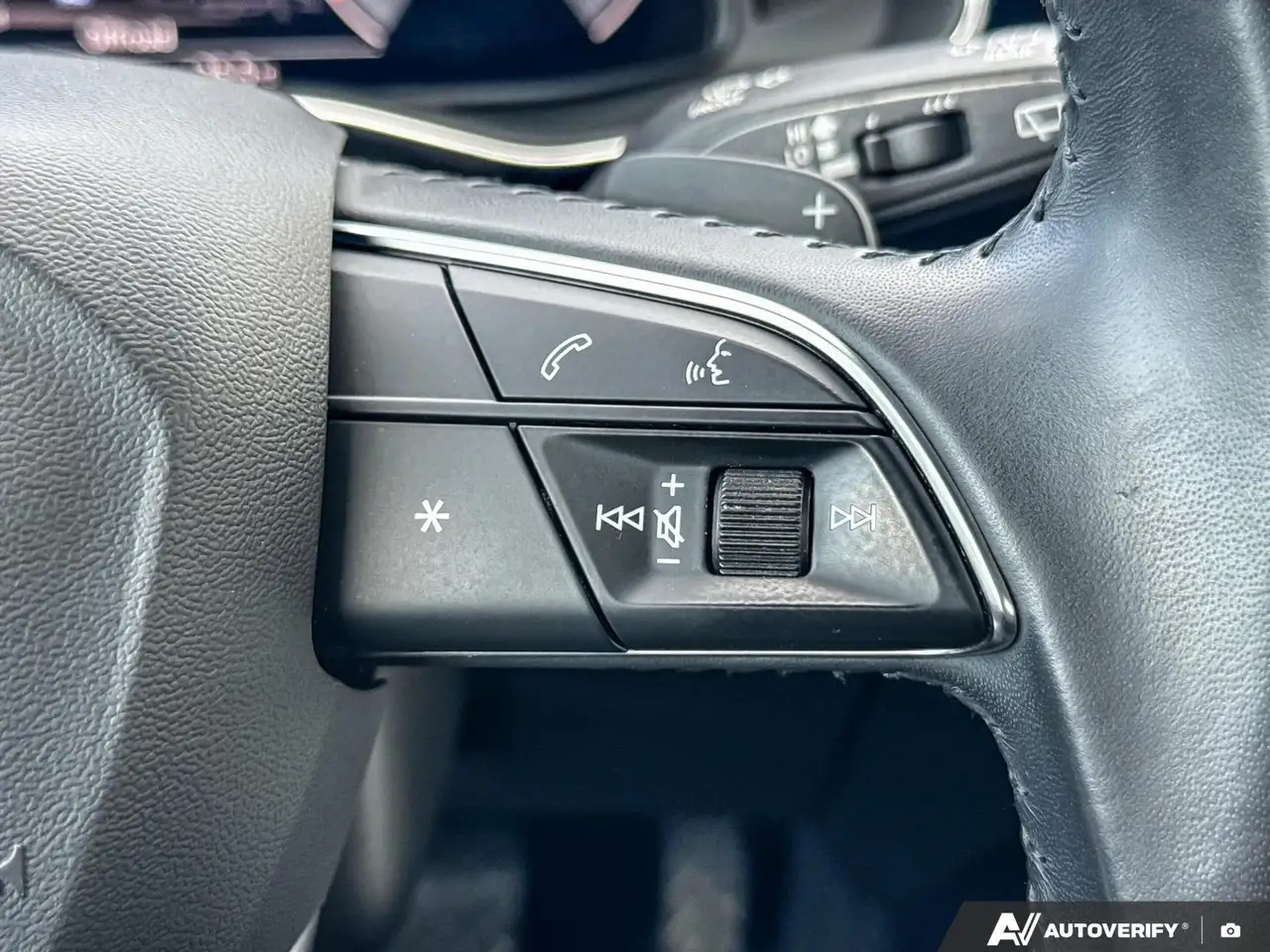 Audi Q7 снимка Audi Q7
