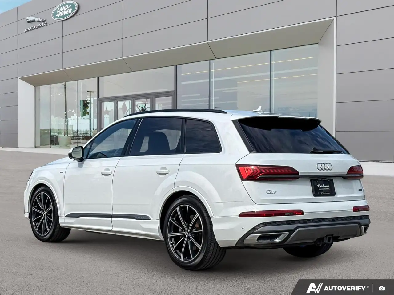 Audi Q7 снимка Audi Q7