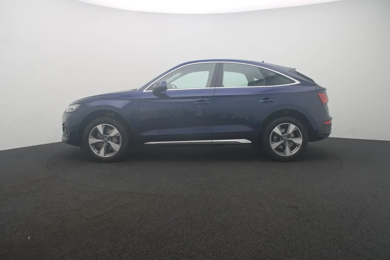 Audi Q5 Sportback 40 TFSI quattro . LED Navi ACC AHK Blau - 2