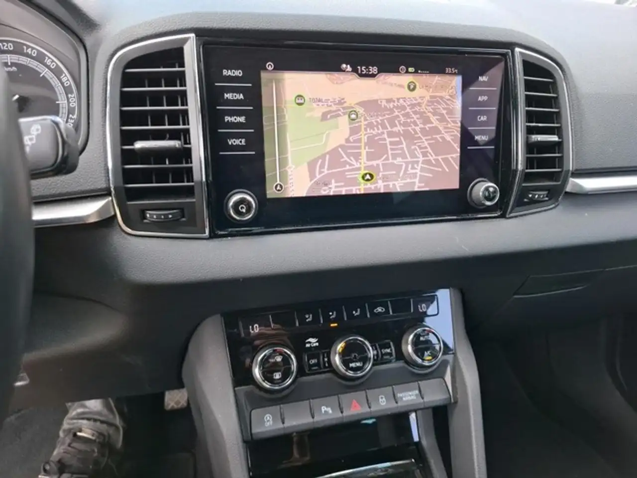 Skoda Karoq 1.5 TSI — photo 8 sur 10