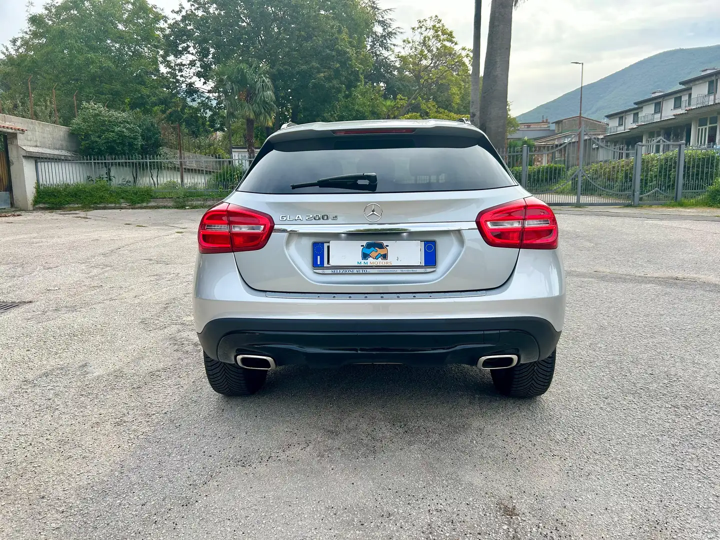 Mercedes-Benz GLA 200 GLA-X156 2014 d (cdi) Premium auto Argent - 2