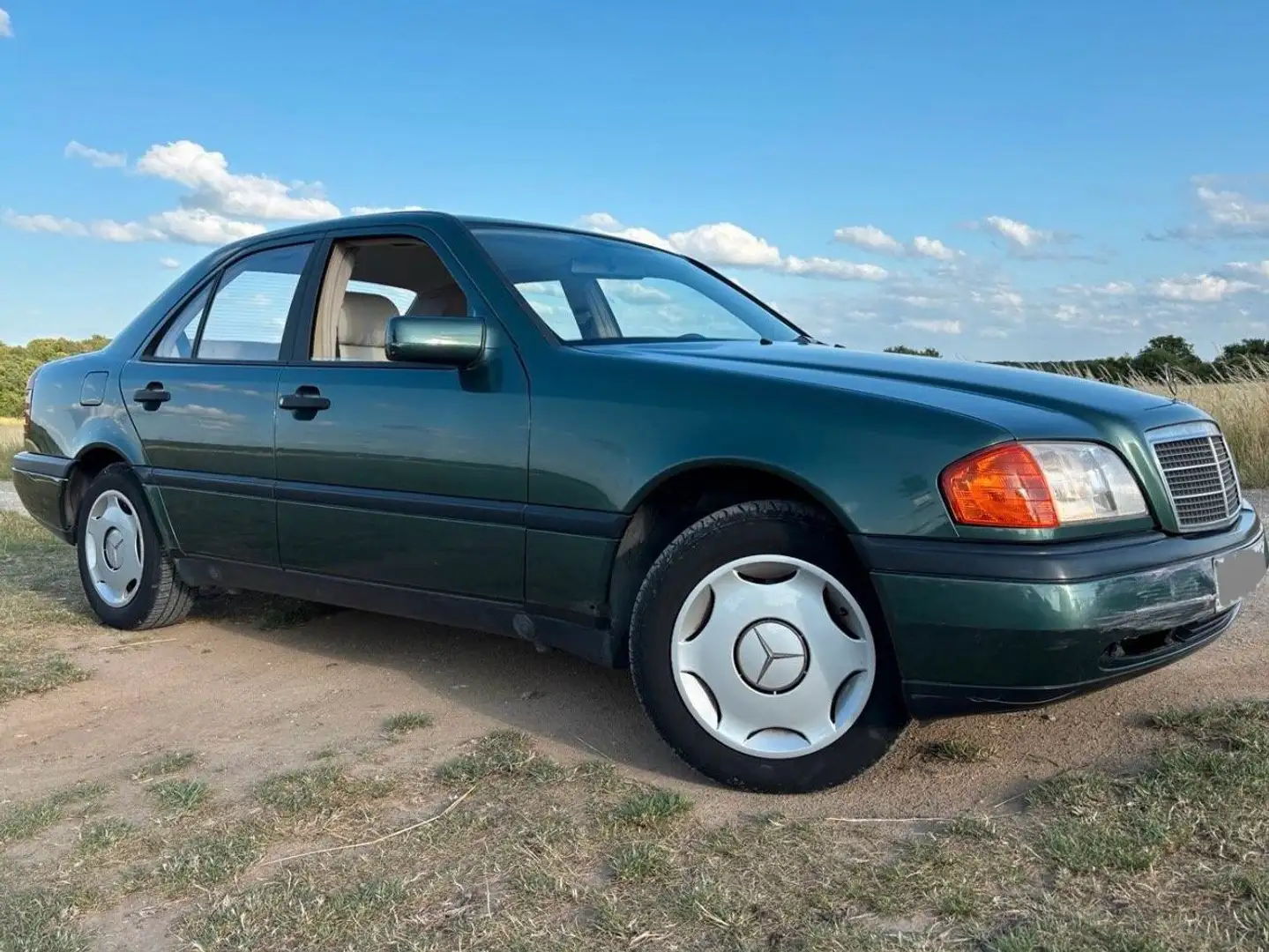 Mercedes-Benz C 200 D Classic Erste HAND Verde - 1