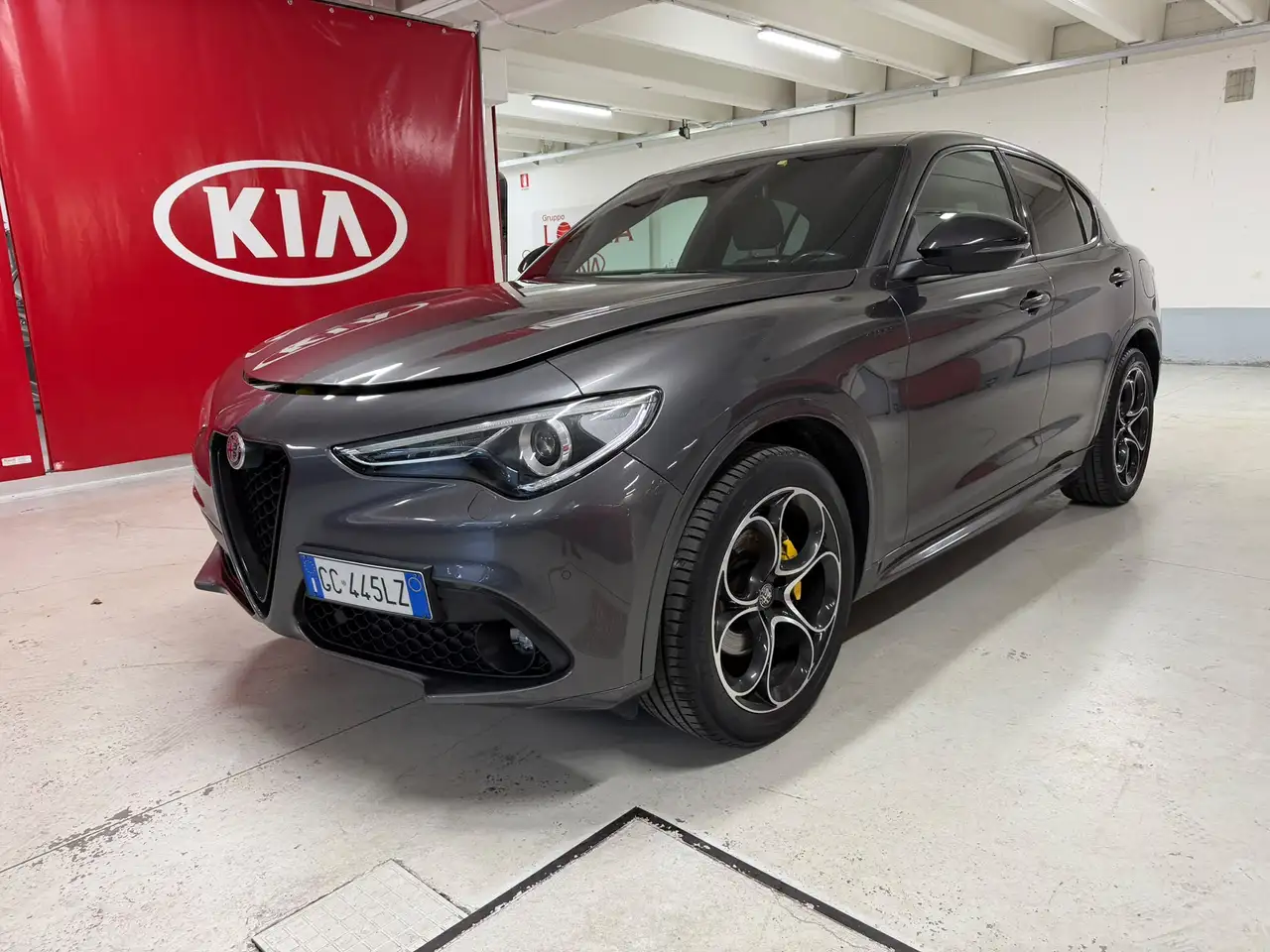 Alfa Romeo Stelvio 2021 — фото 6