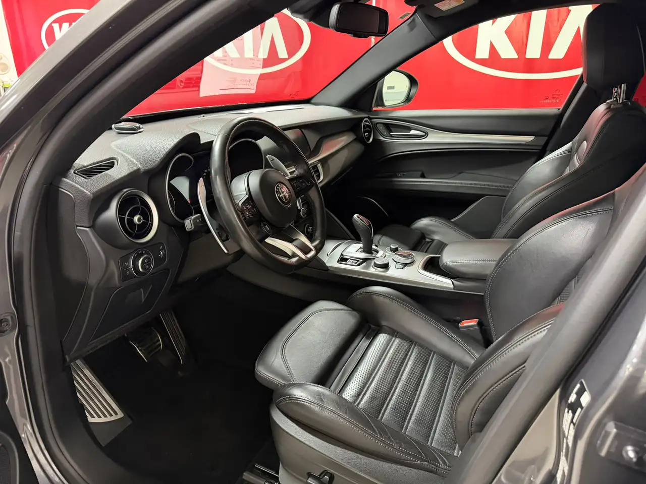 Alfa Romeo Stelvio 2021 — фото 10