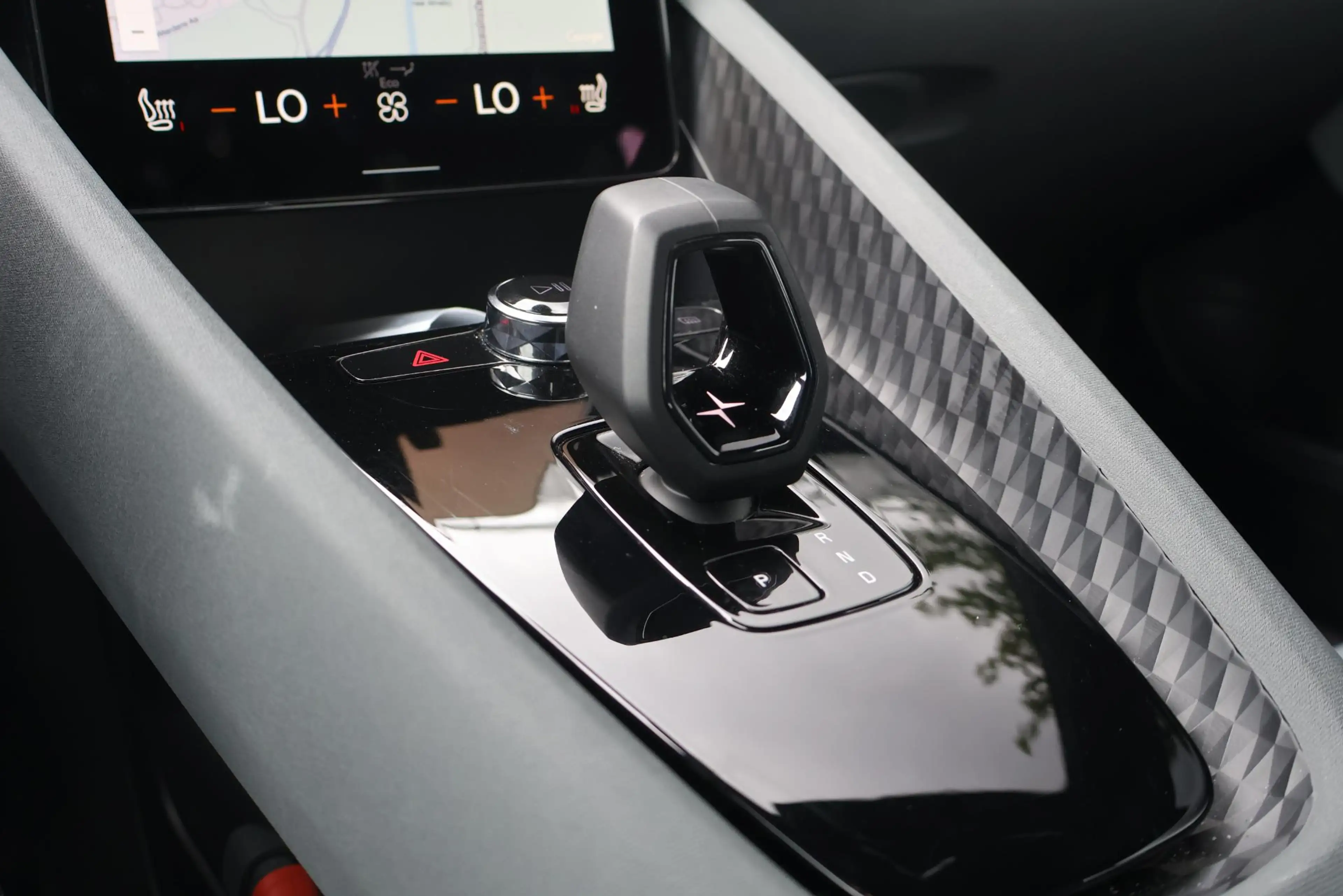 Polestar 2 Standard Range Single Motor 63kWh | Pilot Pack | A — photo 11
