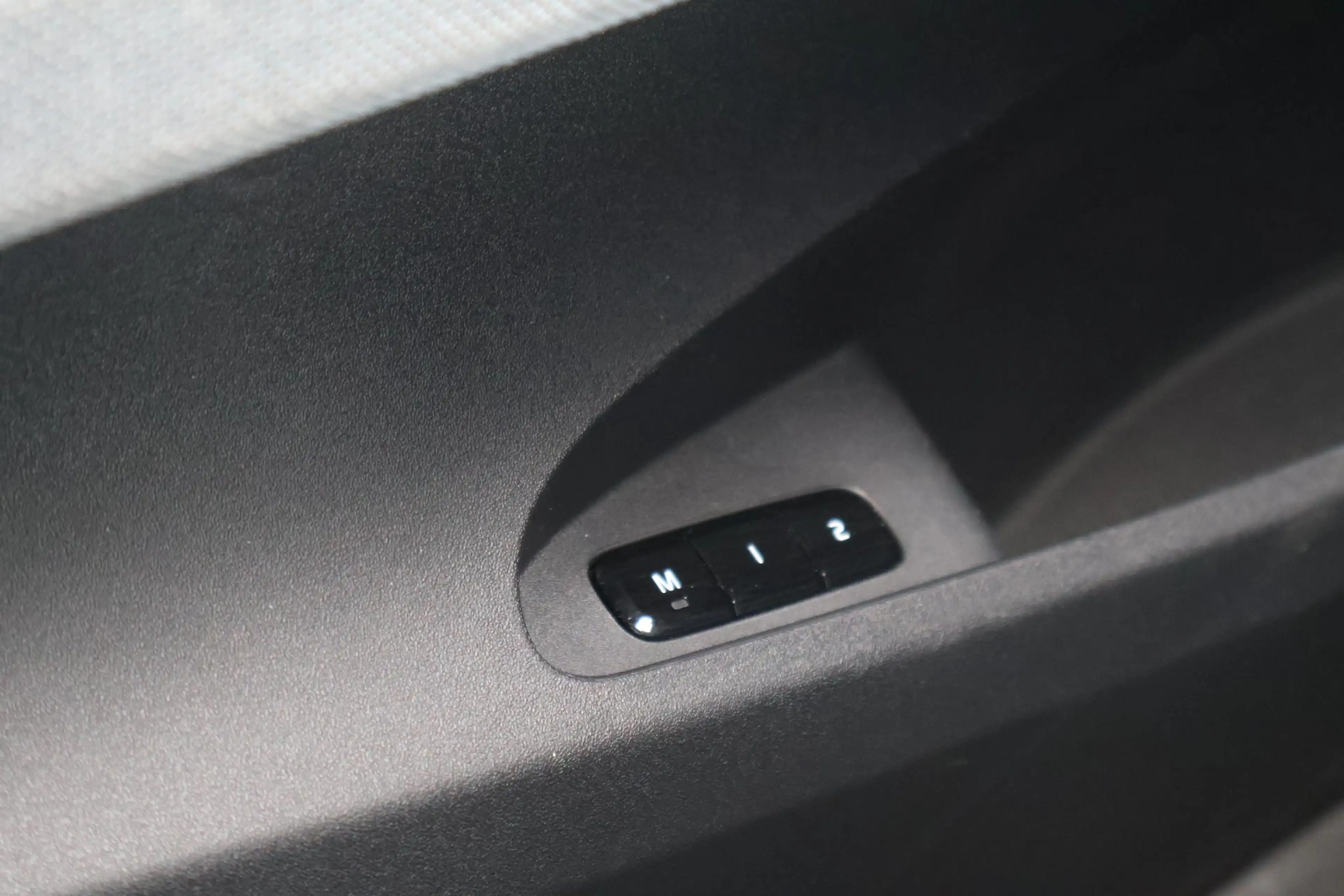 Polestar 2 Standard Range Single Motor 63kWh | Pilot Pack | A — photo 10