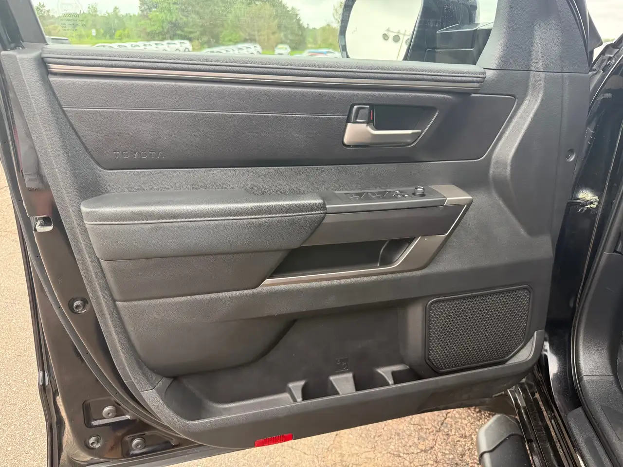 Toyota Tundra снимка Toyota Tundra