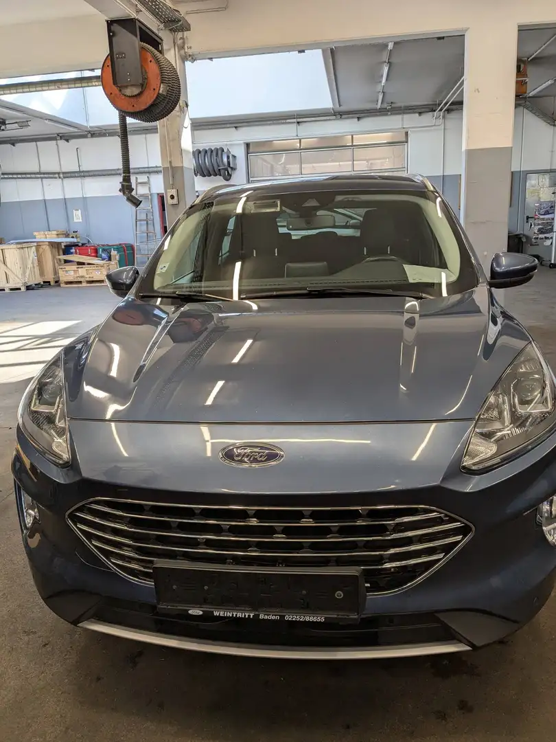 Ford Kuga Plug-In Hybrid Titanium Blau - 2