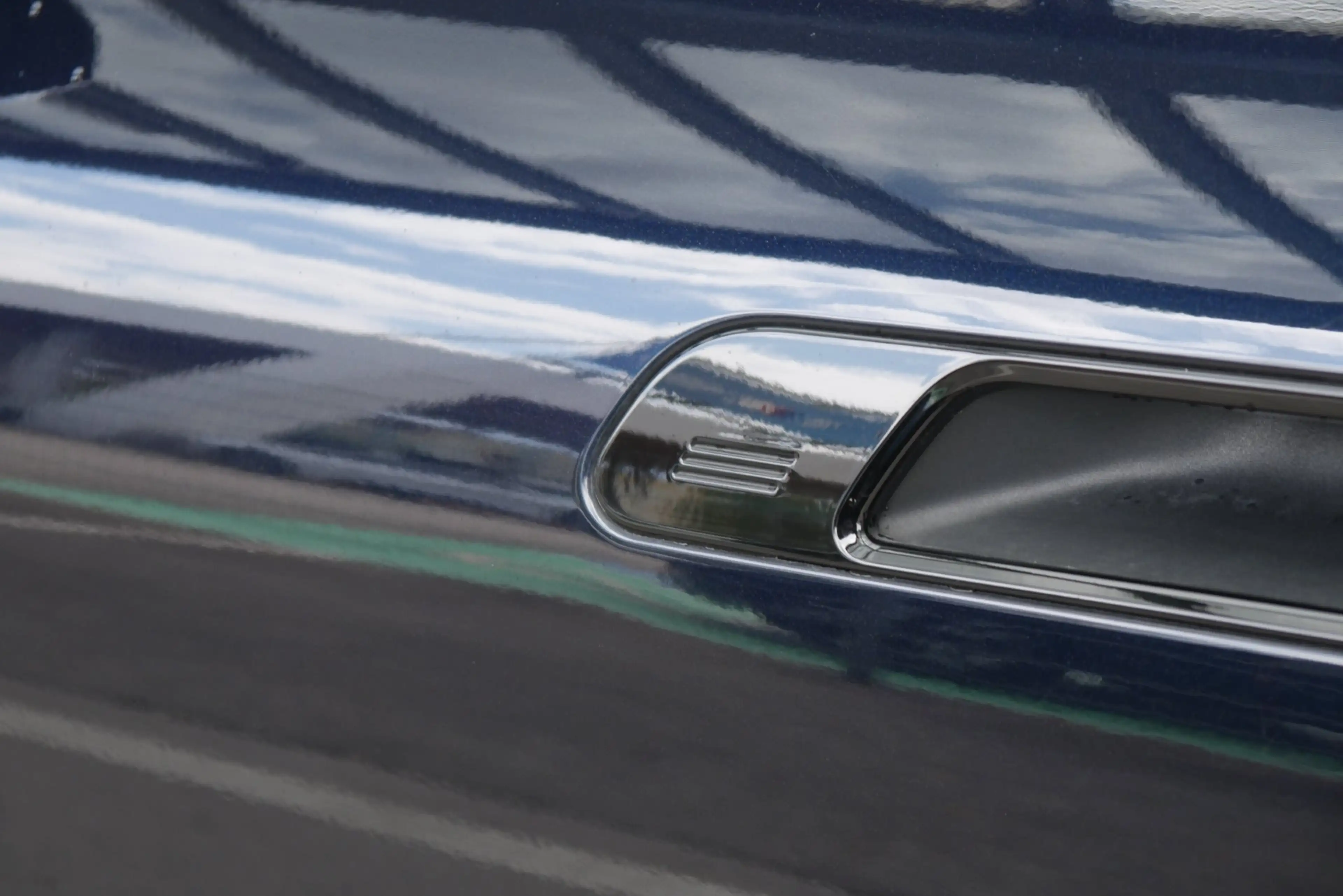 BMW iX xDrive45 — photo 8