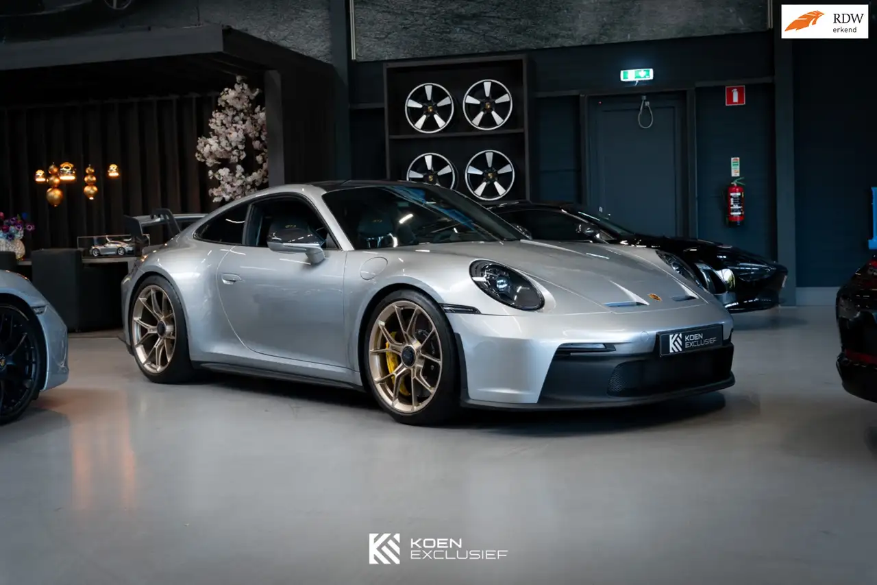 Porsche 992