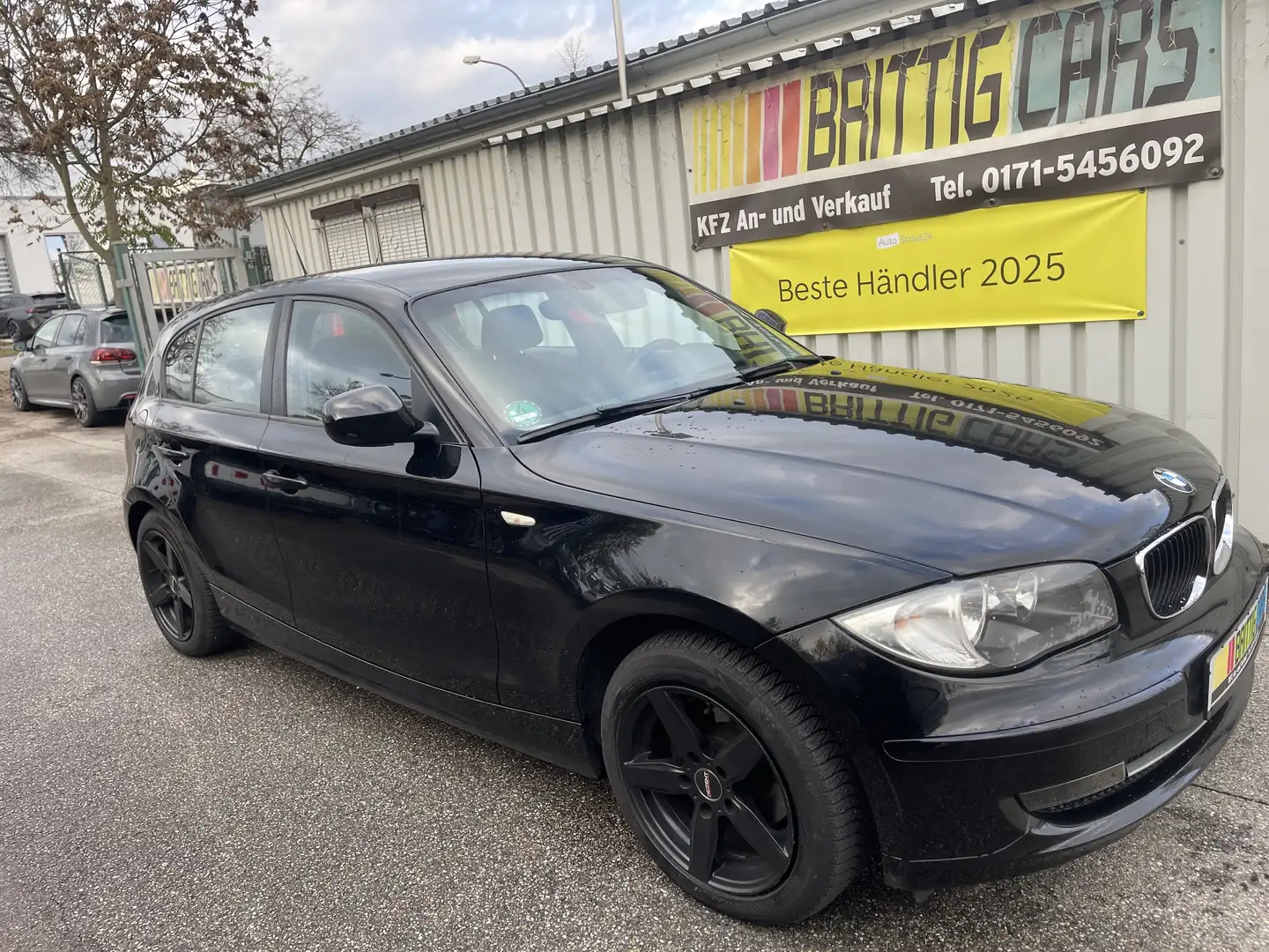 BMW 116 i* M Paket Lenkrad* Kette Neu* Euro 5* TÜV 26 Schwarz - 2