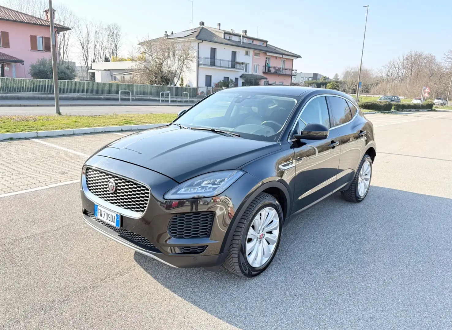 Jaguar E-Pace 2.0D 180 CV AWD aut. R-Dynamic HSE*Radar*Full*Euro Nero - 1