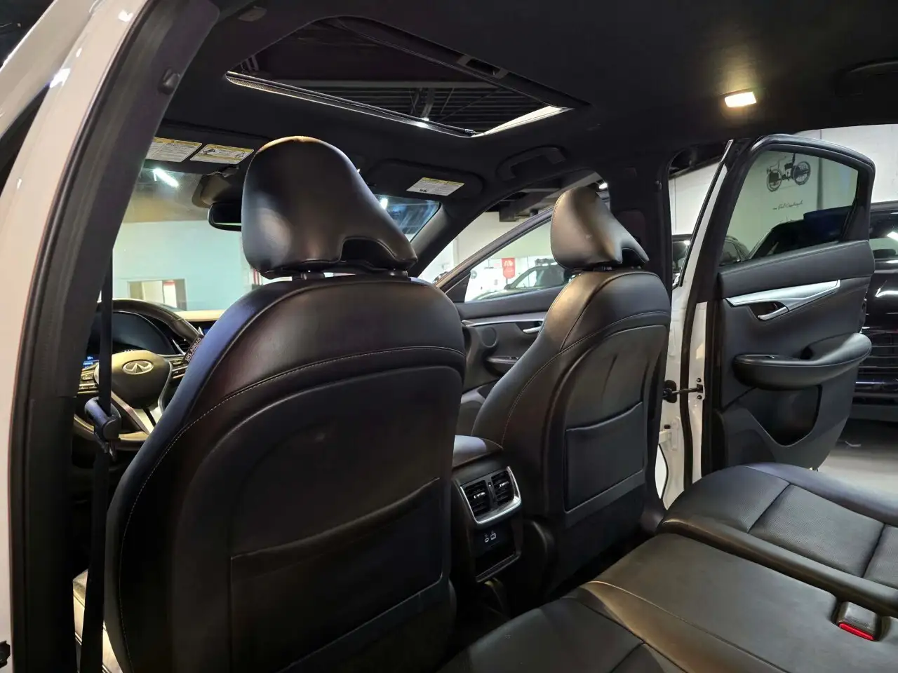 Infiniti QX55 снимка Infiniti QX55