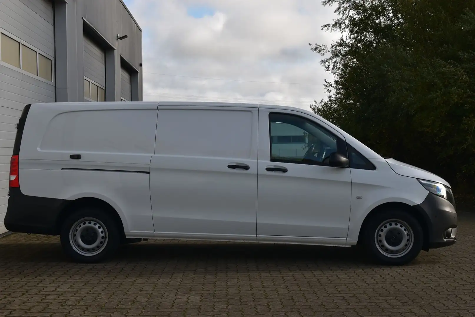 Mercedes-Benz Vito 116 CDI RWD extralang Kam./SHZ/Klima/DAB Blanc - 2