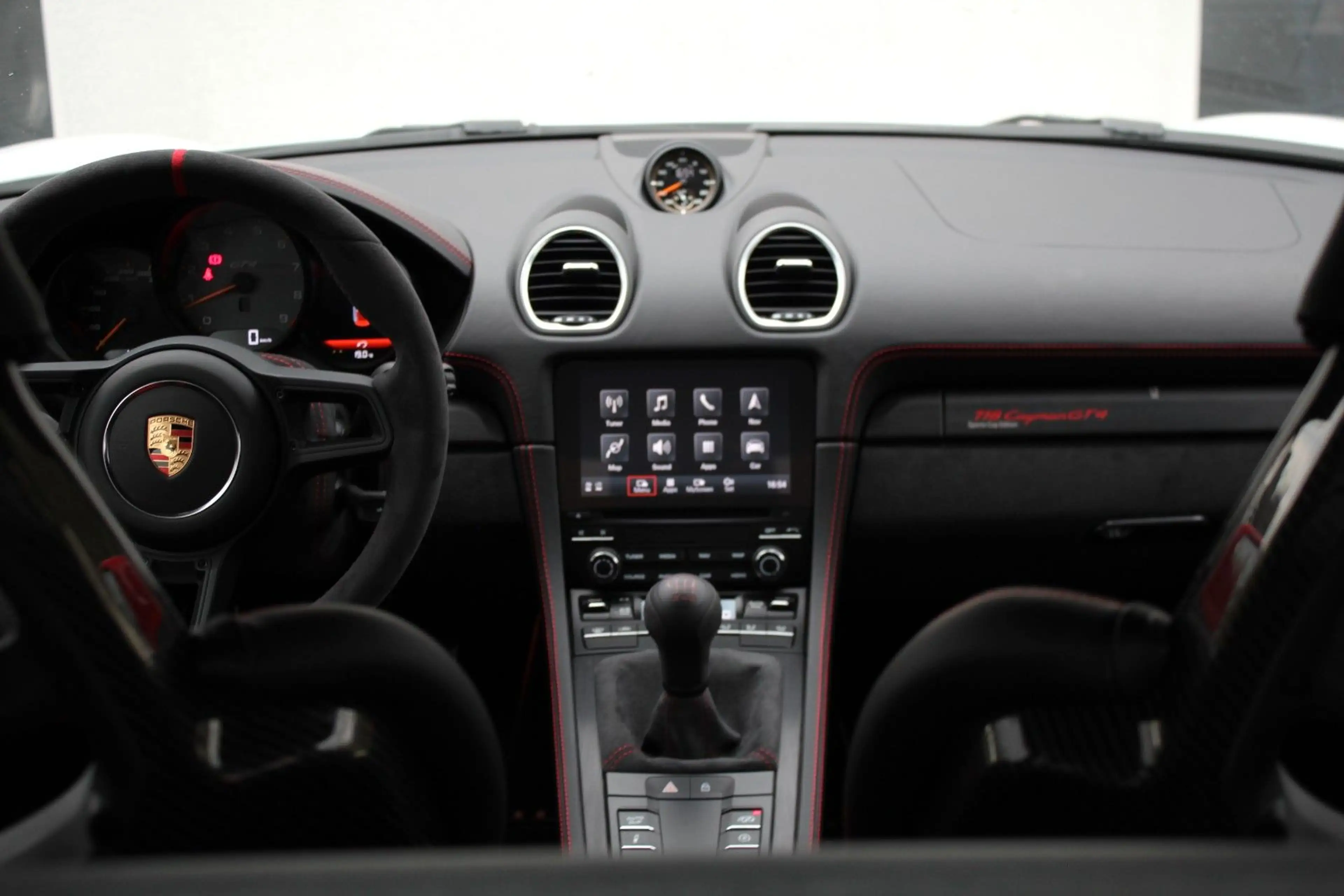 Porsche Cayman 718 982 GT4 Sports Cup Edition 1 of 100 — photo 13