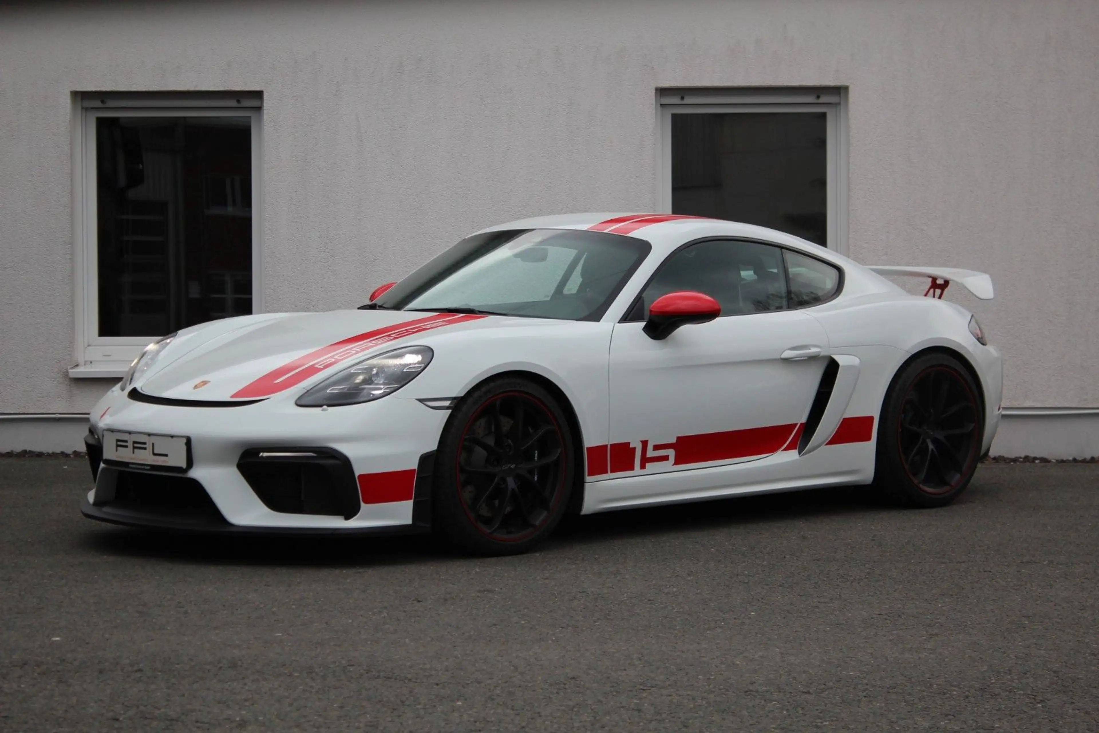 Porsche Cayman 718 982 GT4 Sports Cup Edition 1 of 100