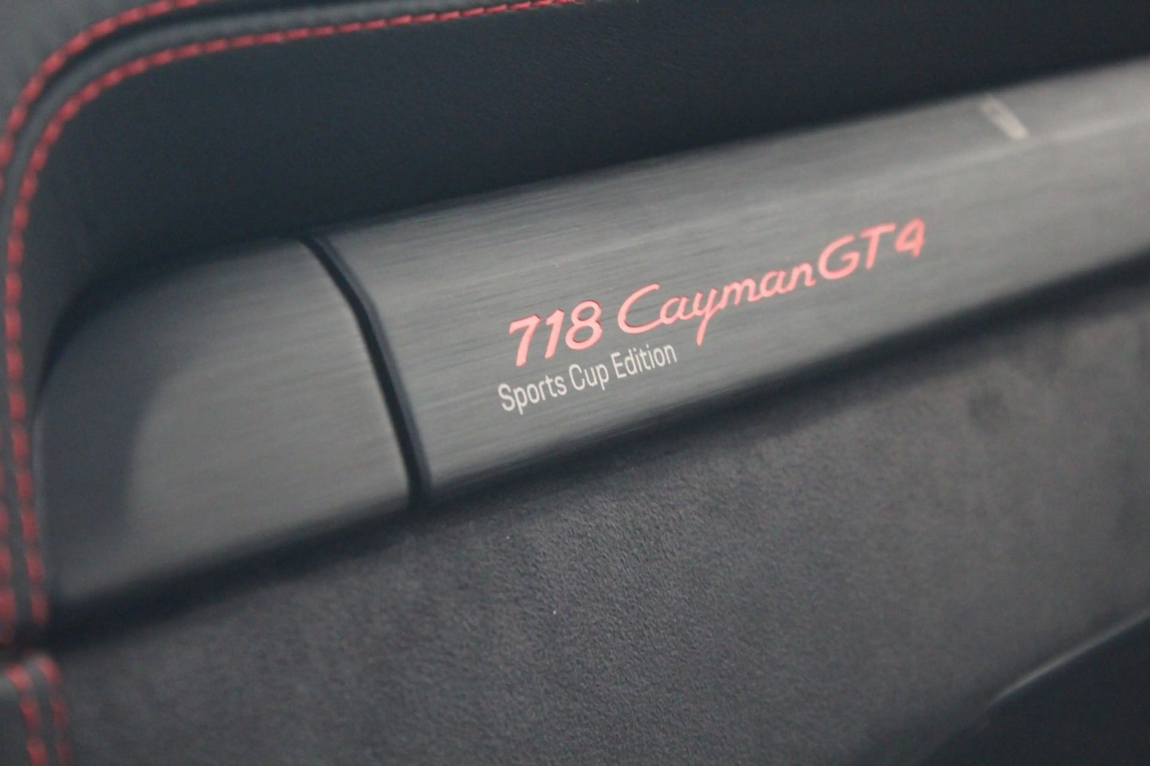 Porsche Cayman 718 982 GT4 Sports Cup Edition 1 of 100 — photo 11