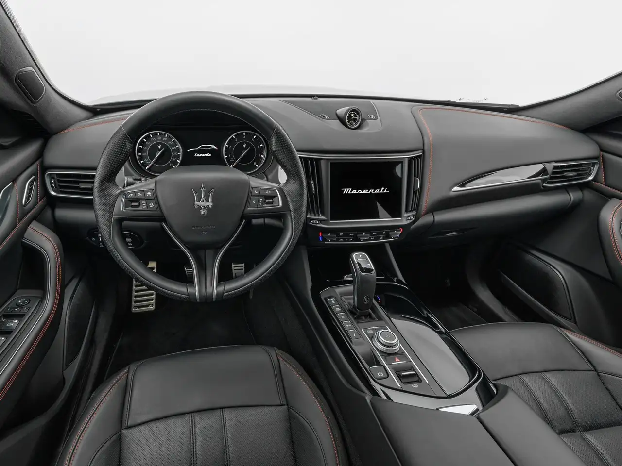 Maserati Levante 2023 — фото 11