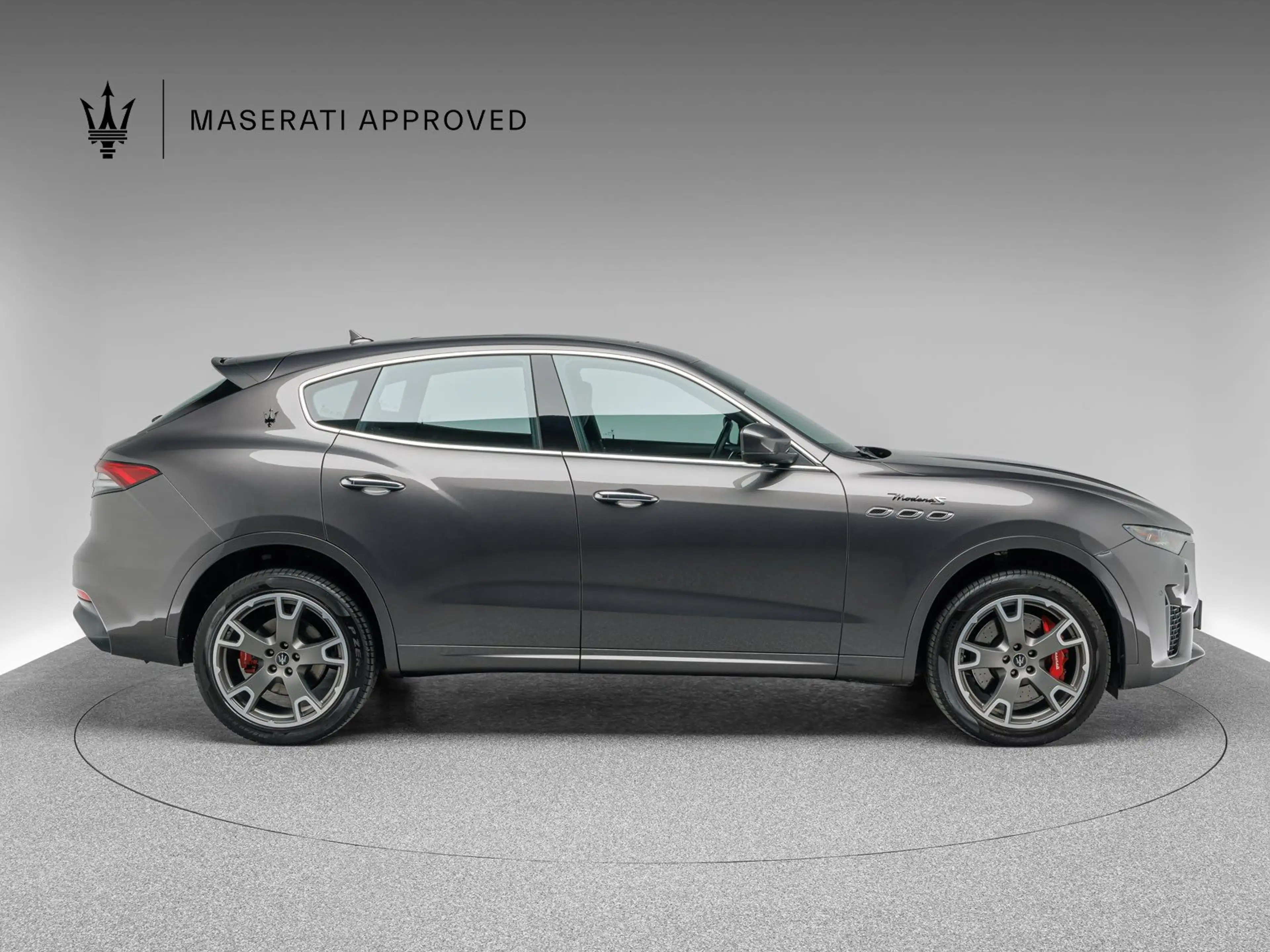 Maserati Levante Modena S 1.HAND + PANO + MY23 — photo 5