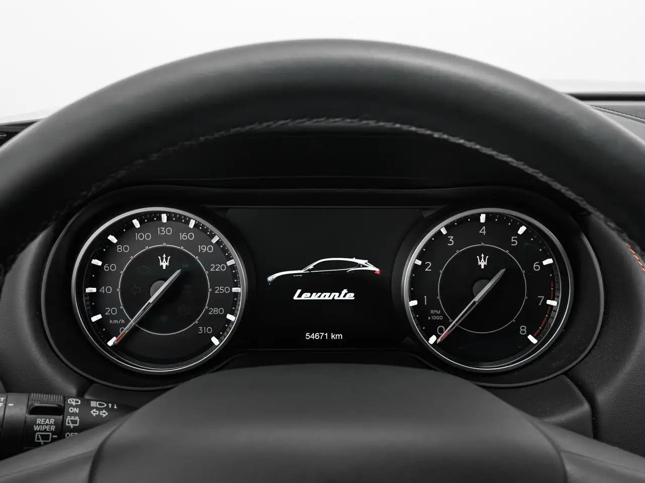 Maserati Levante 2023 — фото 12