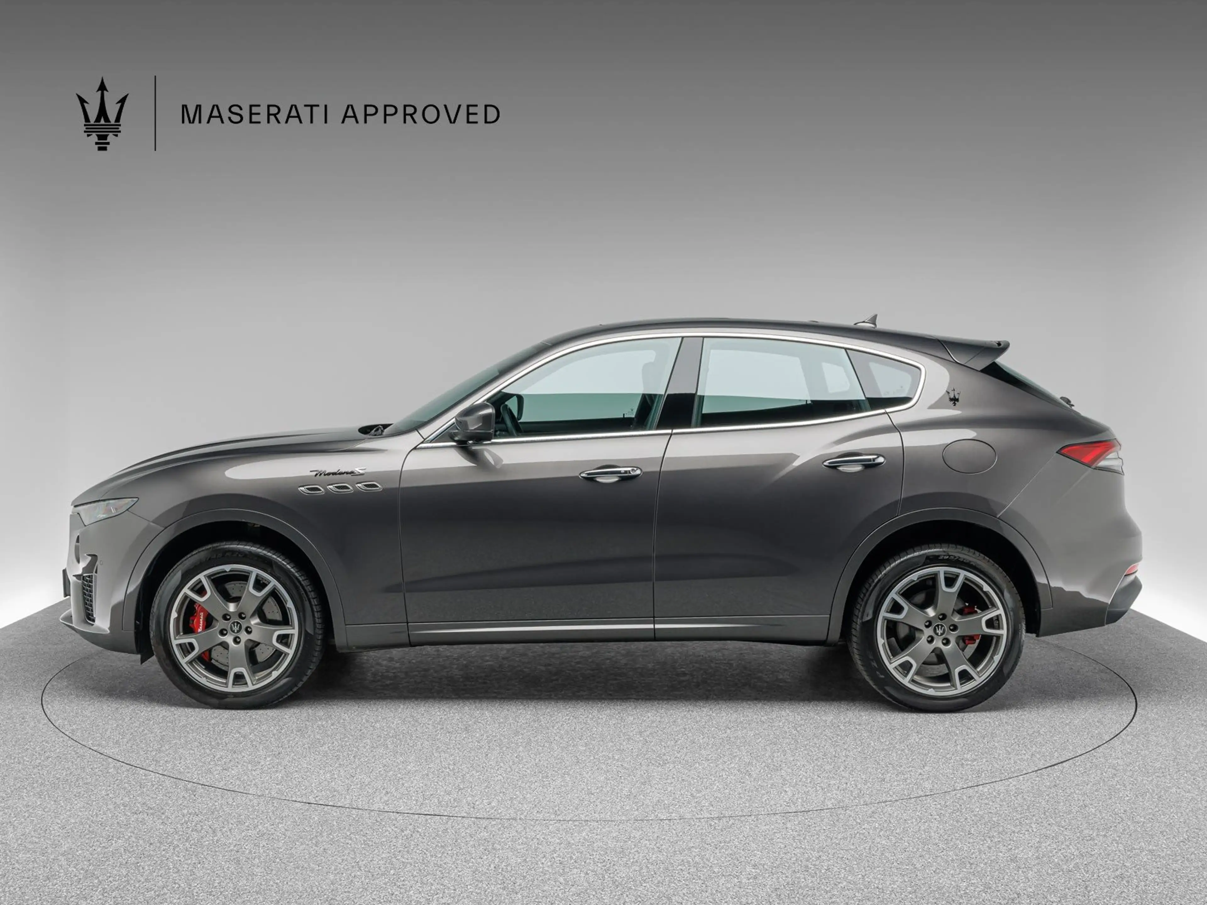 Maserati Levante Modena S 1.HAND + PANO + MY23 — photo 4
