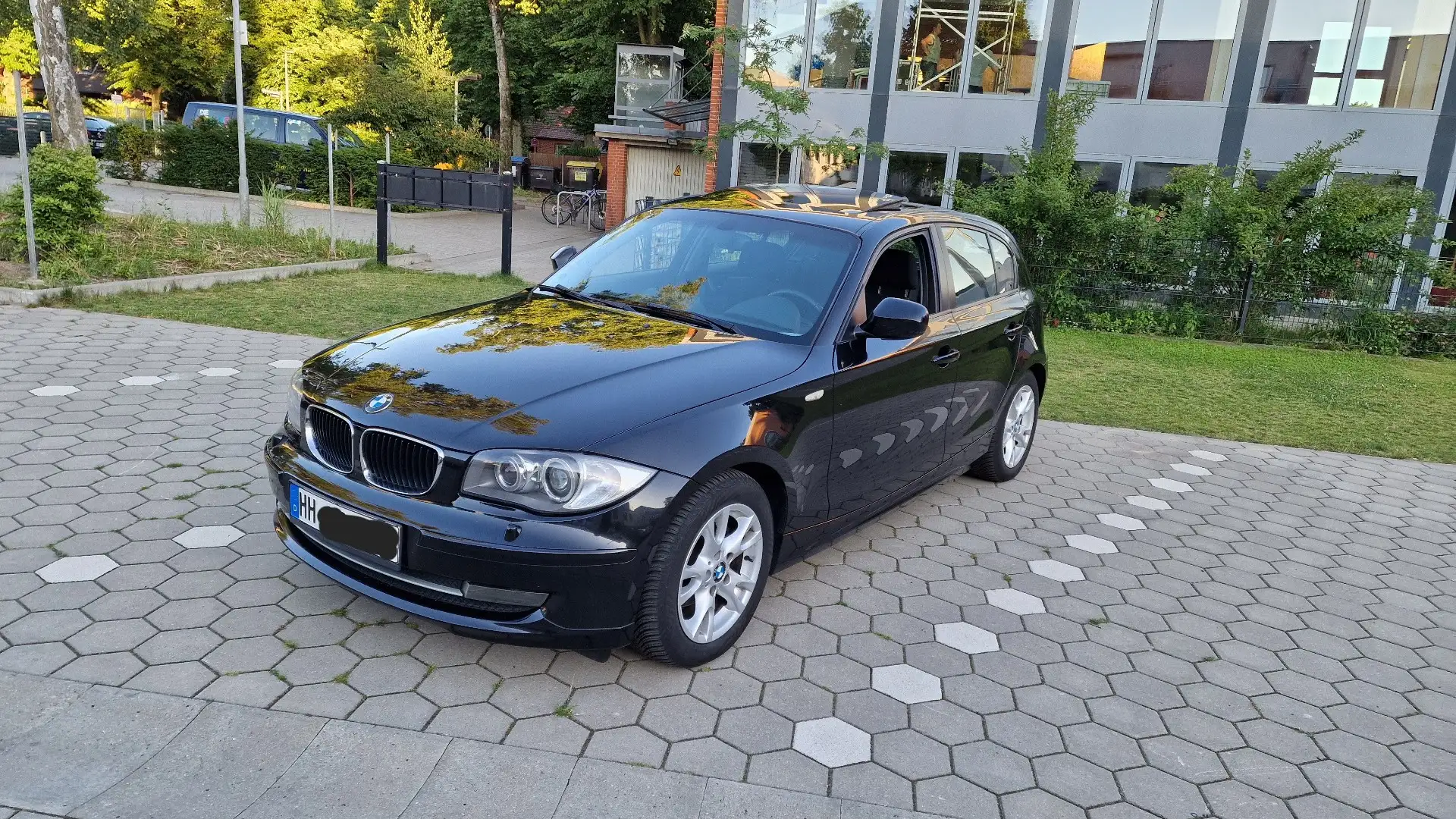 BMW 116 116i Schwarz - 1