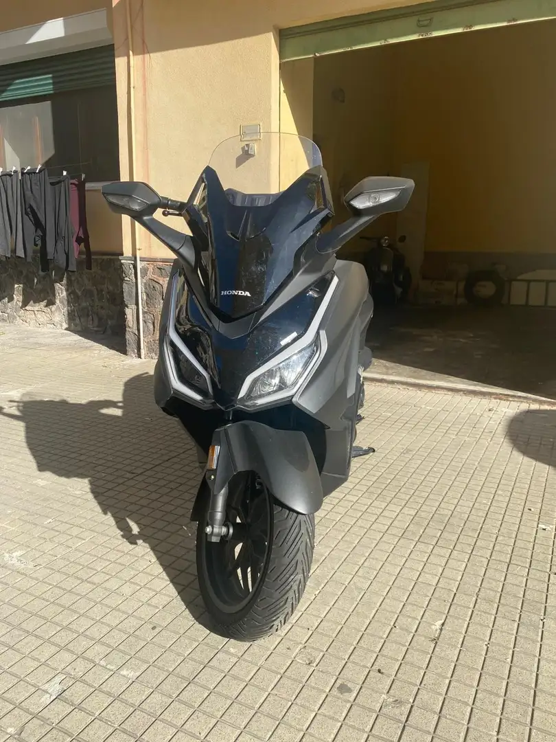 Honda Forza 350 Negro - 1