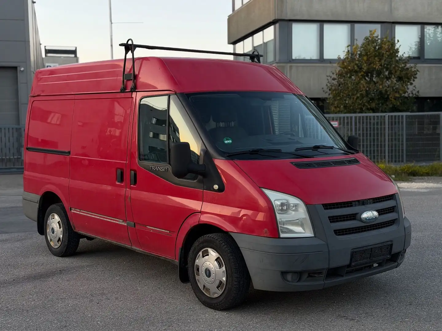 Ford Transit Kasten 2.2 FT 300 K LKW Rot - 2