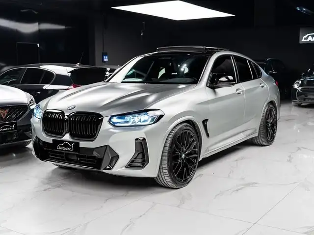 BMW X4 main image