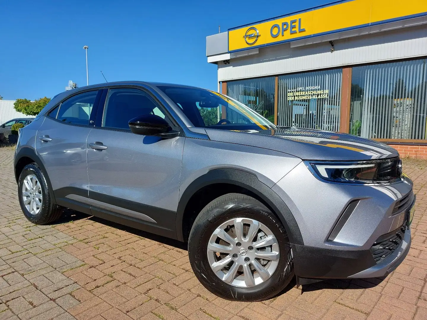 Opel Mokka-E Grau - 1