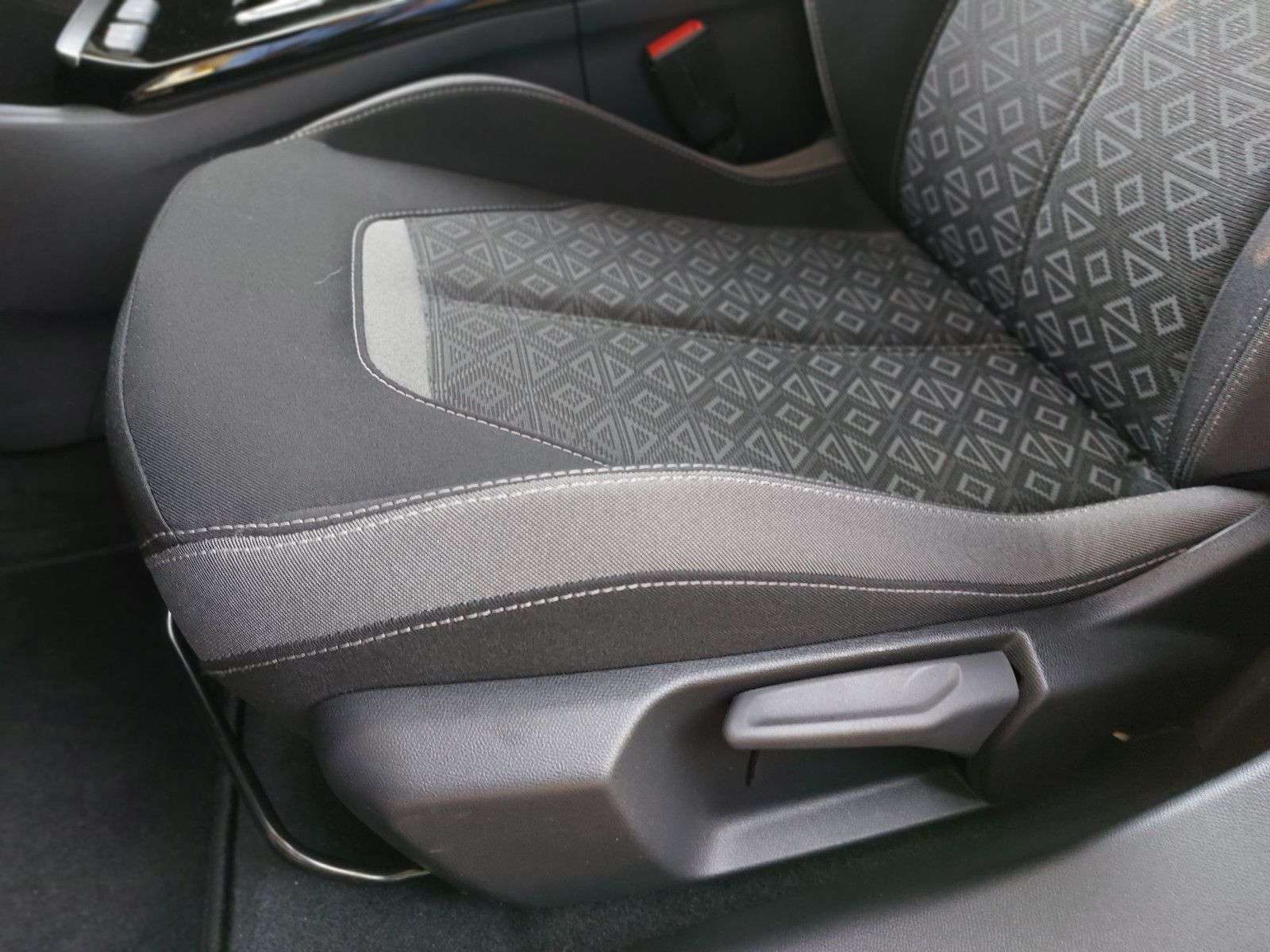 Opel Mokka E