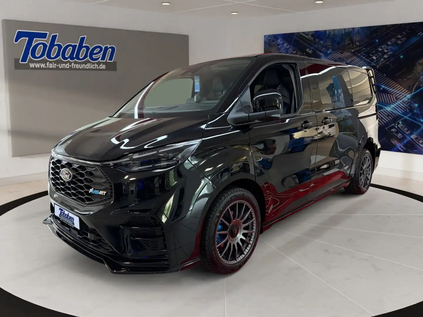 FORD Tourneo