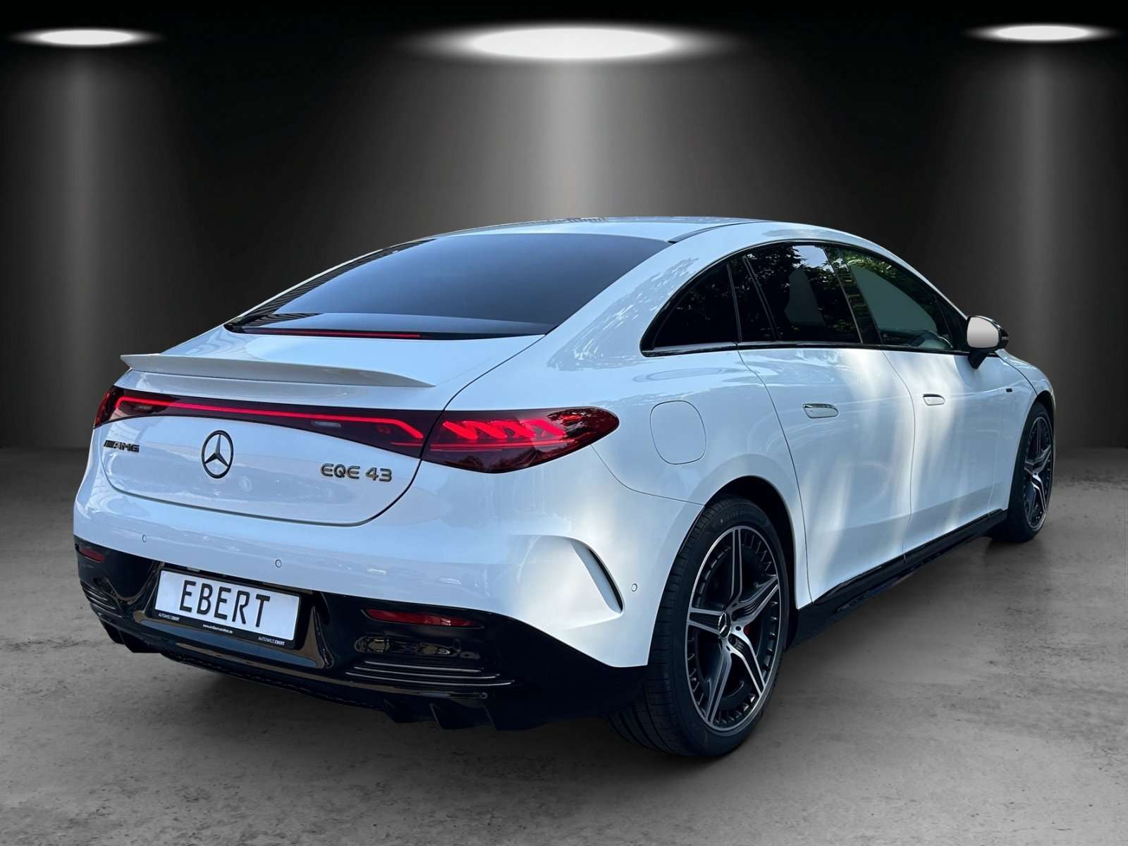 Mercedes-Benz EQE
