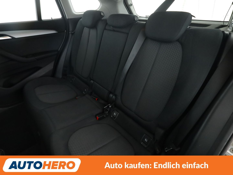 BMW X1 sDrive 20i Advantage Aut.*NAVI*TEMPO*PDC*SHZ*ALU* — photo 14