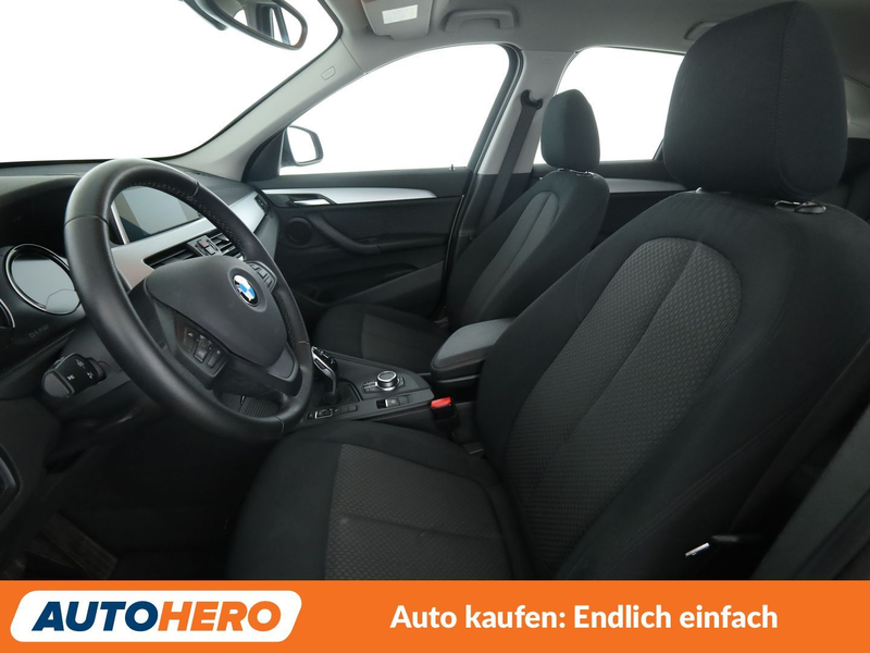 BMW X1 sDrive 20i Advantage Aut.*NAVI*TEMPO*PDC*SHZ*ALU* — photo 10