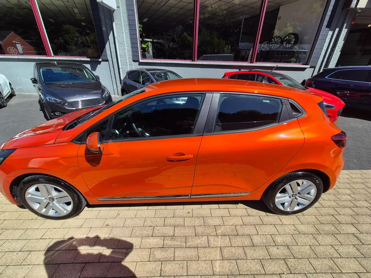 Renault Clio 1.5 BLUE DCI ZEN GARANTIE 1 AN Oranje - 2