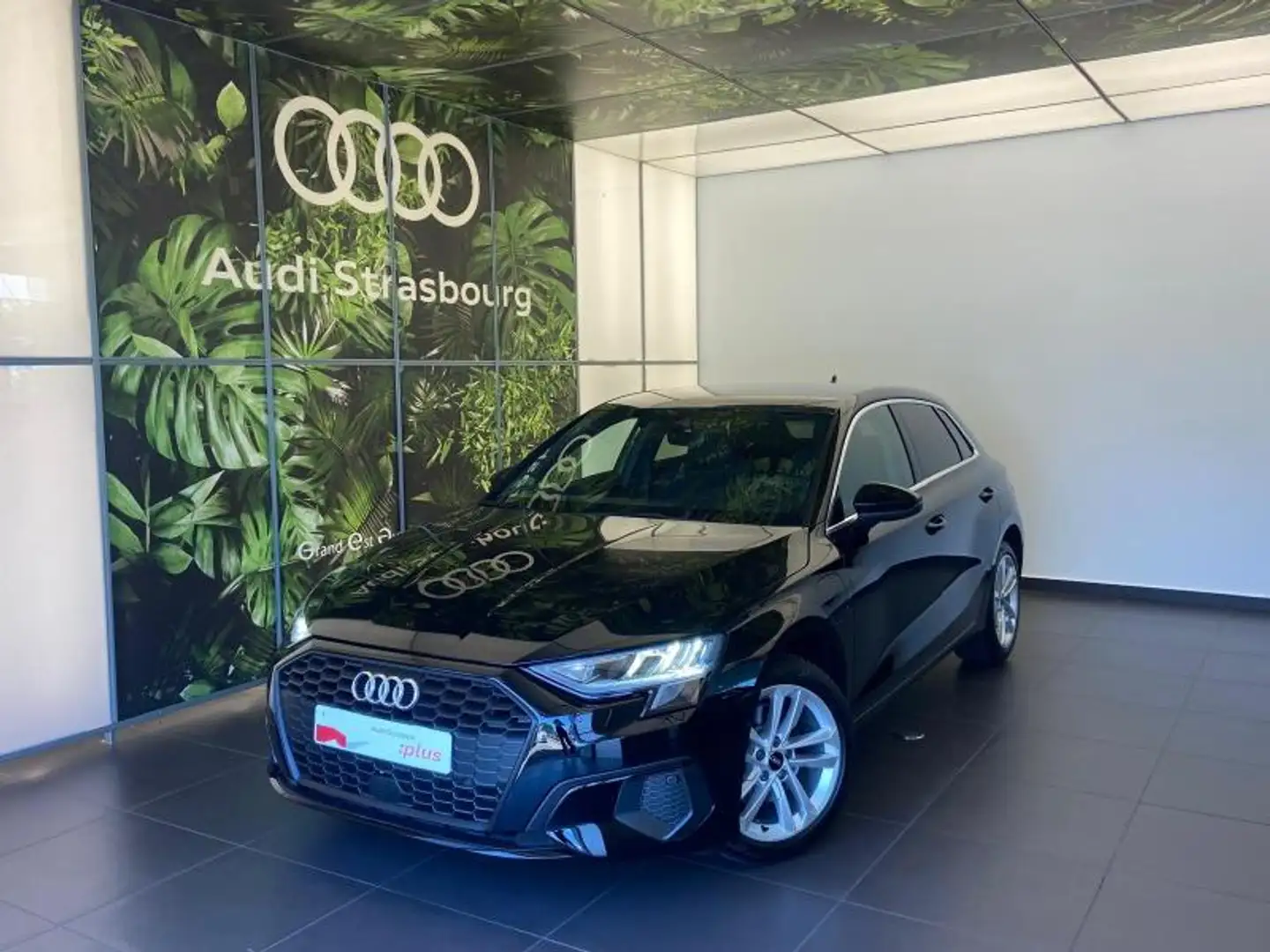 Audi A3 40 TFSI e 204ch Design S tronic 6 Noir - 1