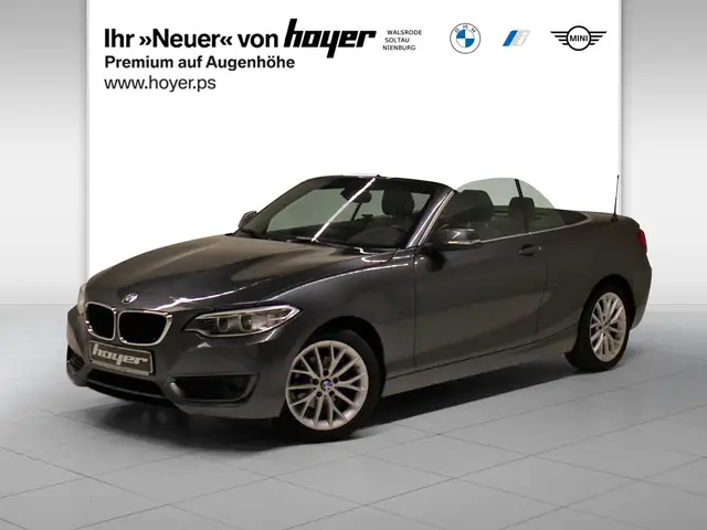 BMW 218 i Cabrio Xenon AHK schw. USB Klimaaut. Shz