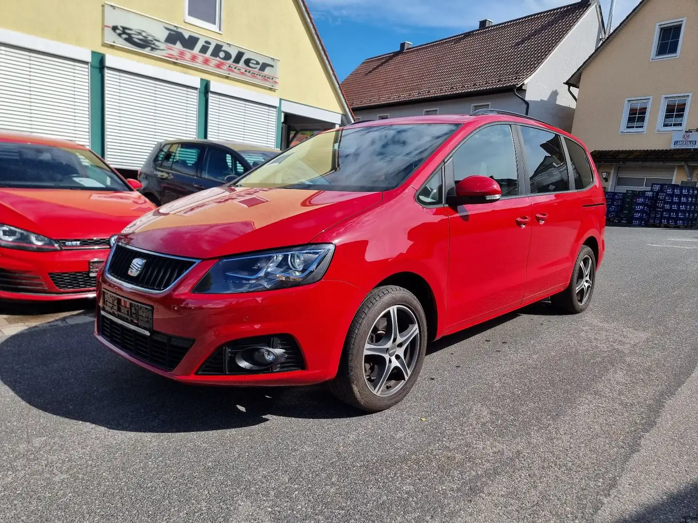 SEAT Alhambra 2.0TDI Style 4Drive 7-SITZ+NAVI+XEN+AHK Rouge - 1
