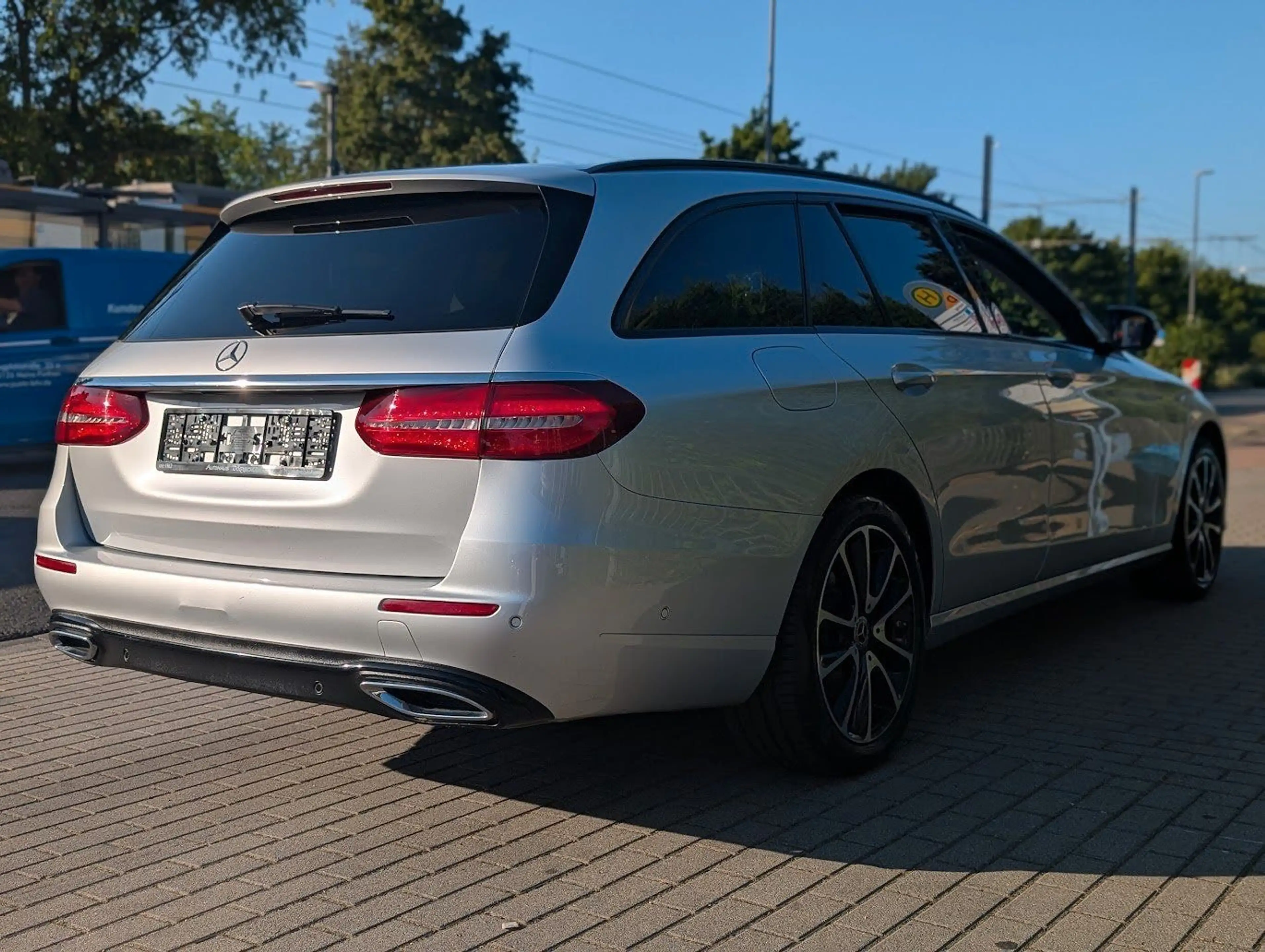 Mercedes-Benz E 400 E 400 d T-Modell Avantgarde 1. Hand. 199€ monatl — photo 6
