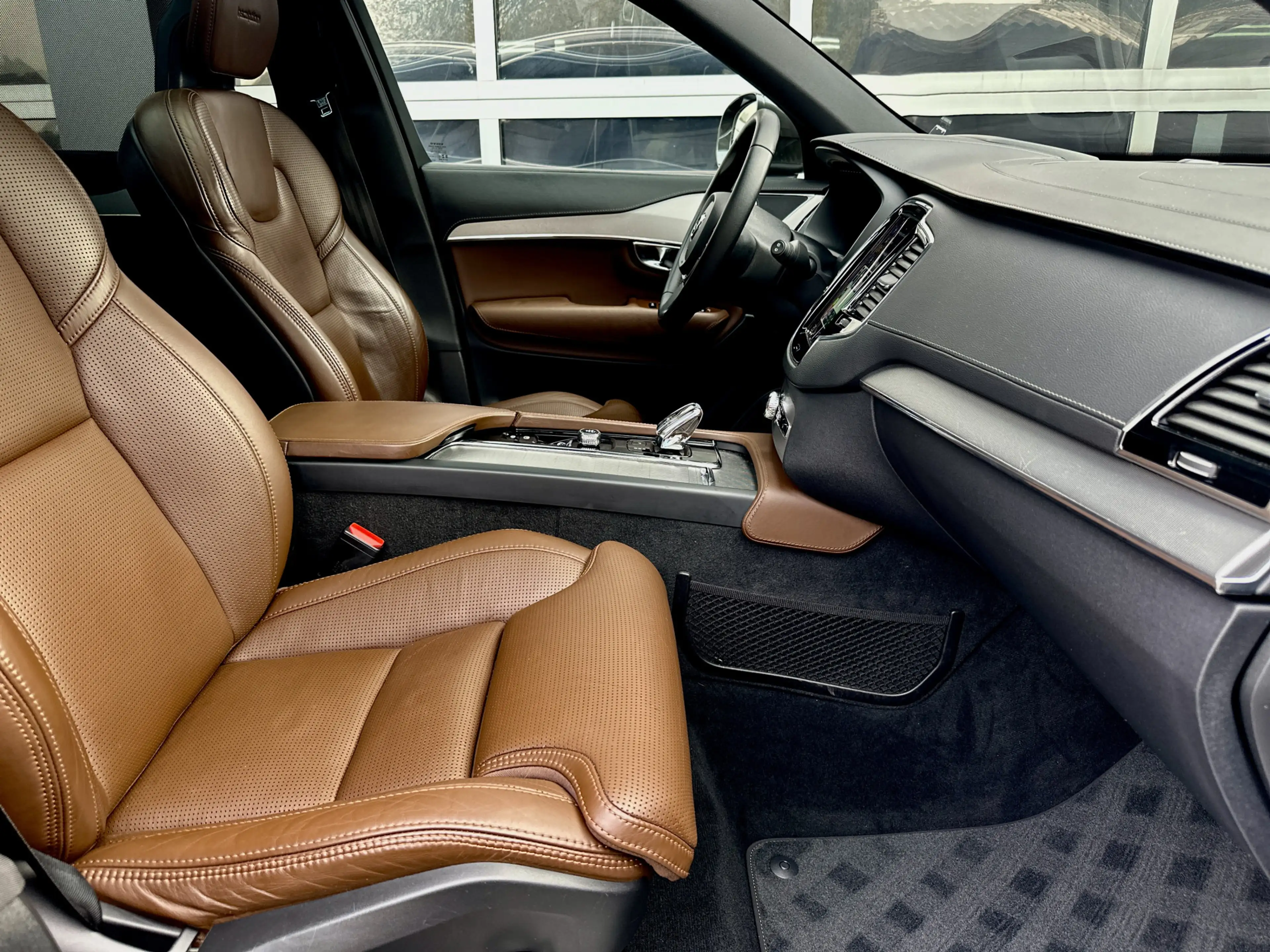 Volvo XC90 2.0 T8 | AWD | Inscription | Panoramadak | Trekhaa — photo 28