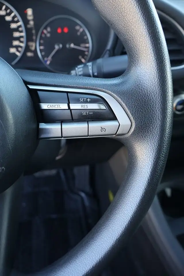 Mazda 3 снимка Mazda 3