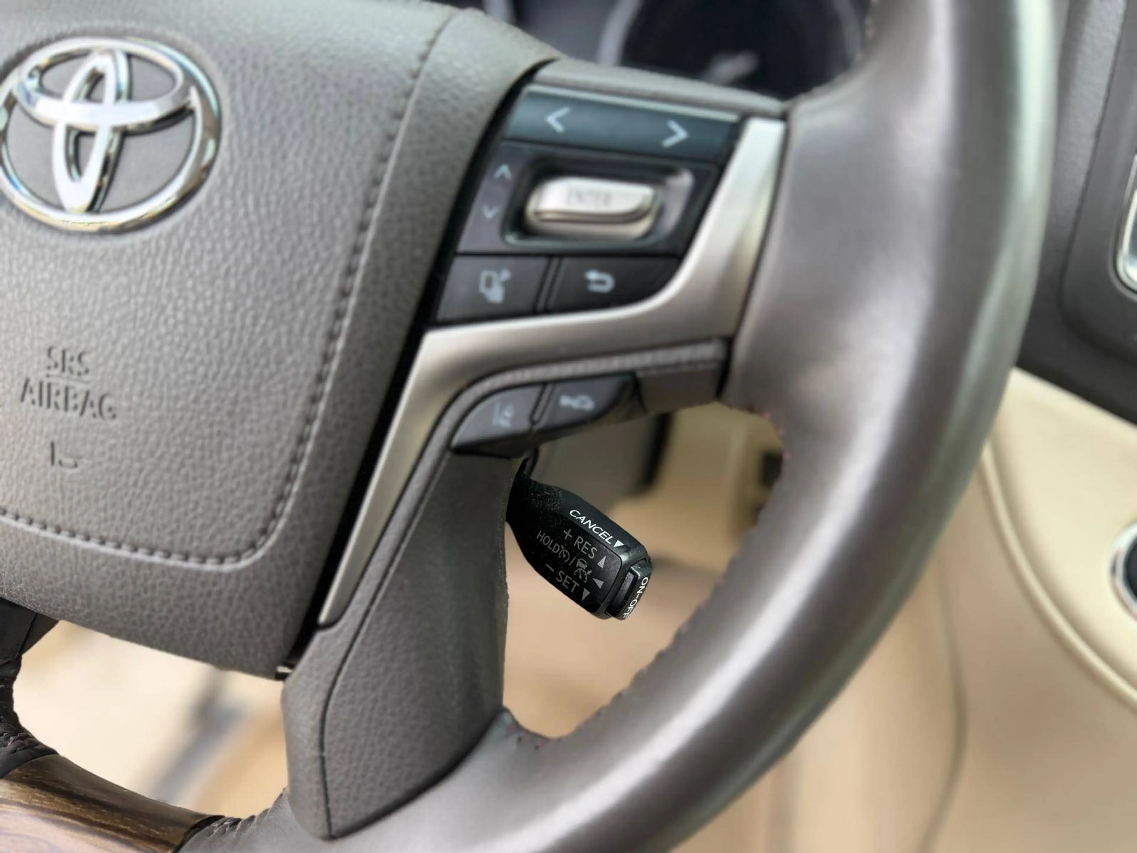 Toyota Land Cruiser LC 200  4.6 Benzine V8, EU-uitvoering — photo 9